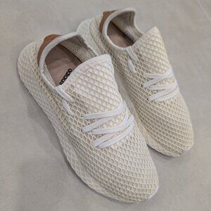 Adidas Deerupt Runner Cloud White/ Ash Pearl/ Cloud White Sz 8